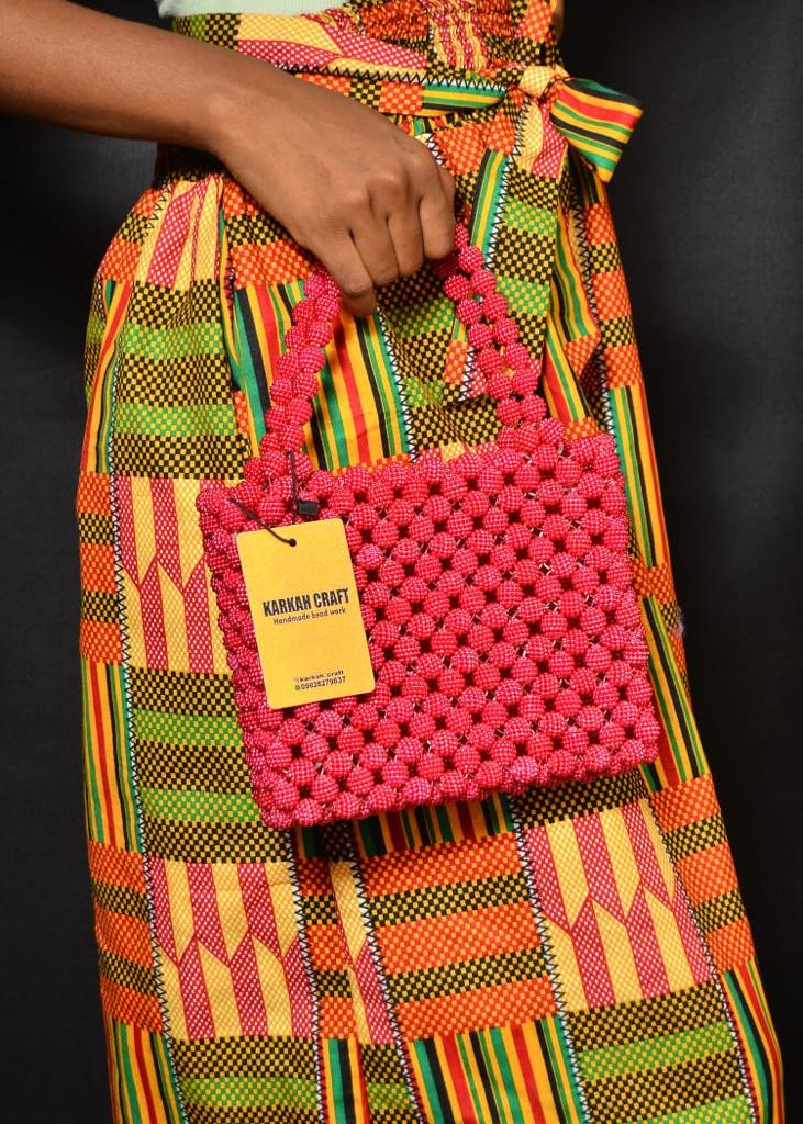 karkah crafts handy bags from stones