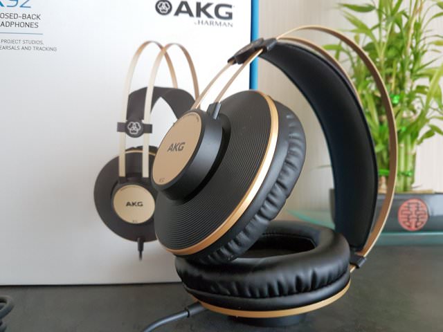 akg k92 studio headset