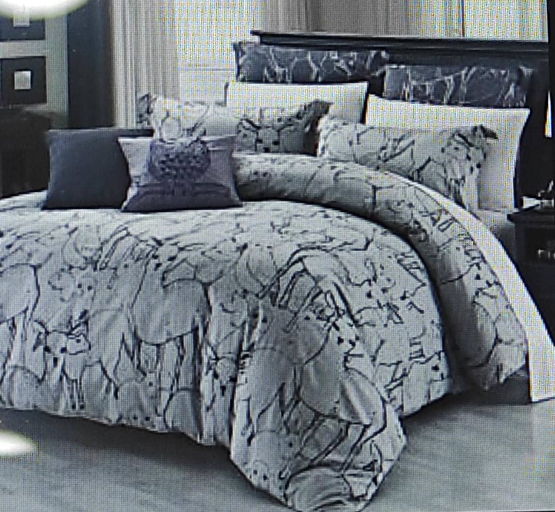 STYLISH LUXURIOUS BED SPREAD